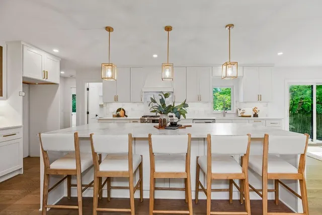 $1,325,000 | 5439 Norwood Street, Fairway, KS 66205