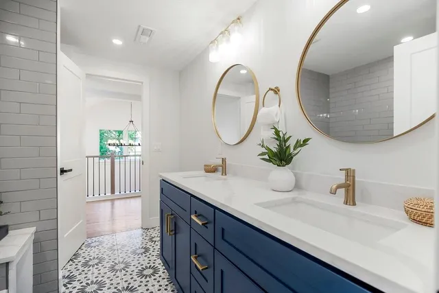 $1,325,000 | 5439 Norwood Street, Fairway, KS 66205