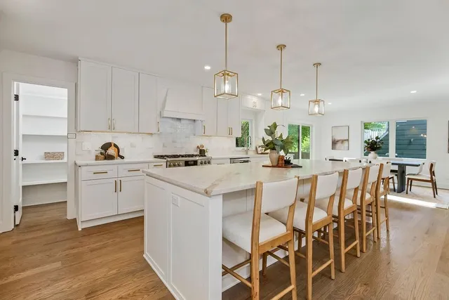 $1,325,000 | 5439 Norwood Street, Fairway, KS 66205