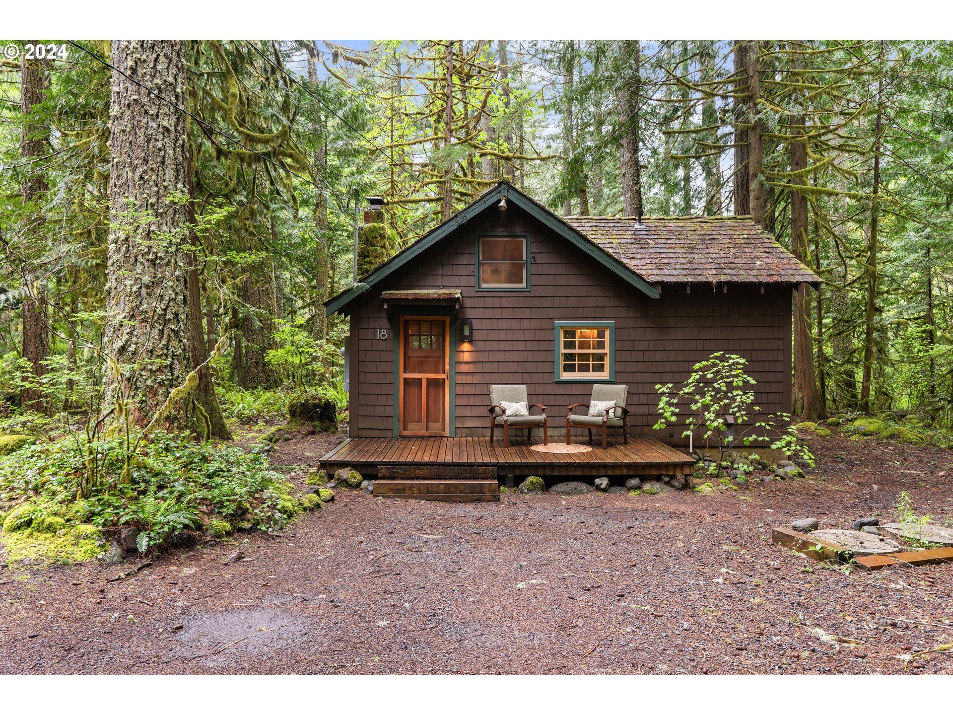 75802 East Zig Zag River Road Rhododendron, OR 97049 - Photo 1 of 35 Gallery Image 1