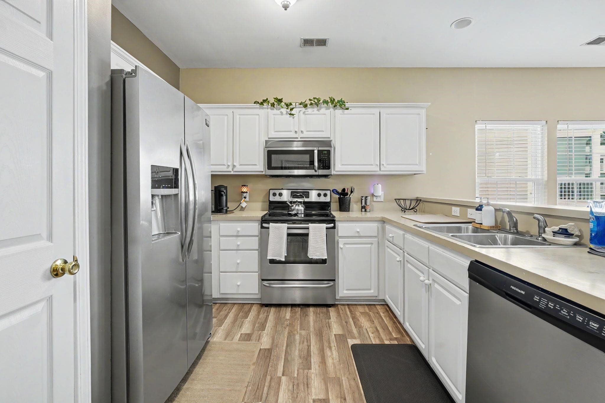 2478 Coastline Court, Unit 201 Murrells Inlet, SC 29576 - Photo 4 of 31