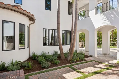 $6,995,000 | 15 Seabluff, Newport Beach, CA 92660
