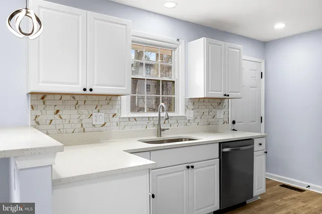 $585,000 | 721 Fairway Drive, Annapolis, MD 21409