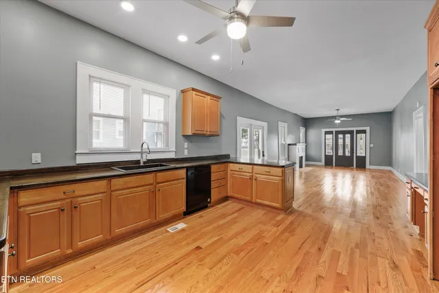 $319,900 | 2503 Jefferson Avenue, Knoxville, TN 37914