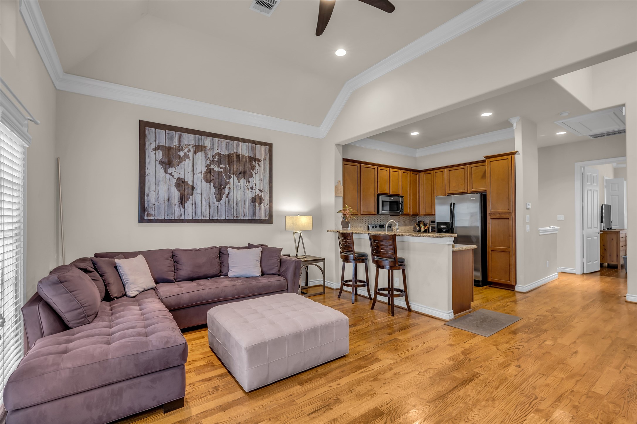 2835 Clinton Drive Houston, TX 77020 - Photo 13 of 27