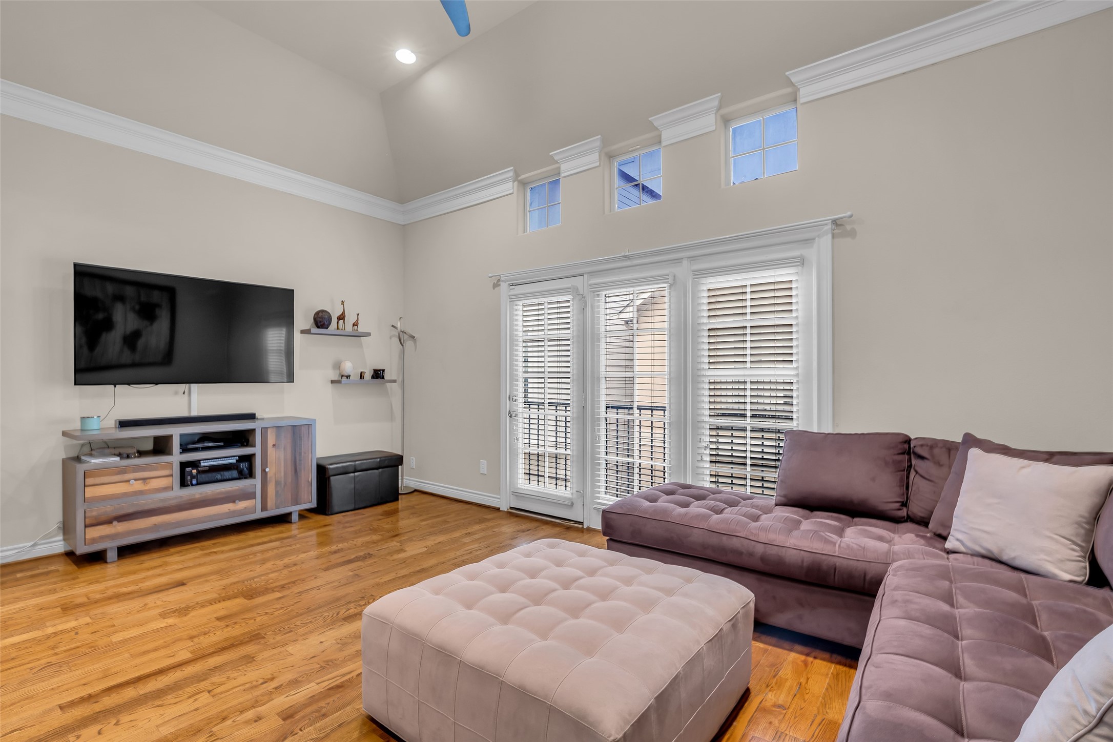 2835 Clinton Drive Houston, TX 77020 - Photo 15 of 27