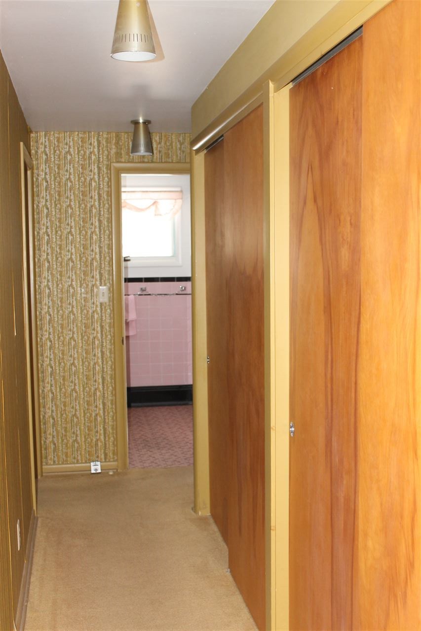 635 Sheridan Road Traverse City, MI 49686 - Photo 17 of 32 1814081-16.JPG