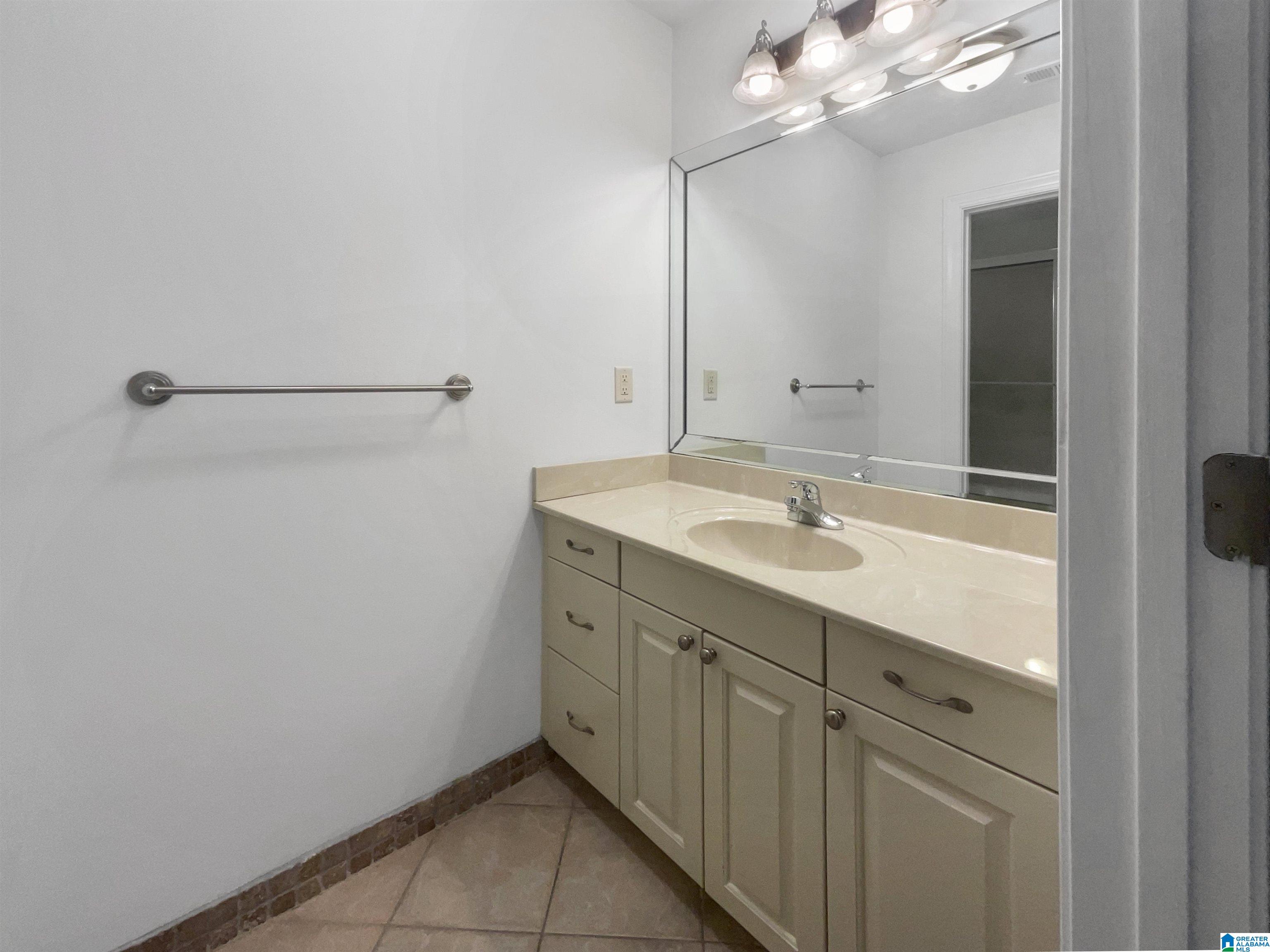 1111 Hardwood Cove Road Birmingham, AL 35242 - Photo 24 of 31