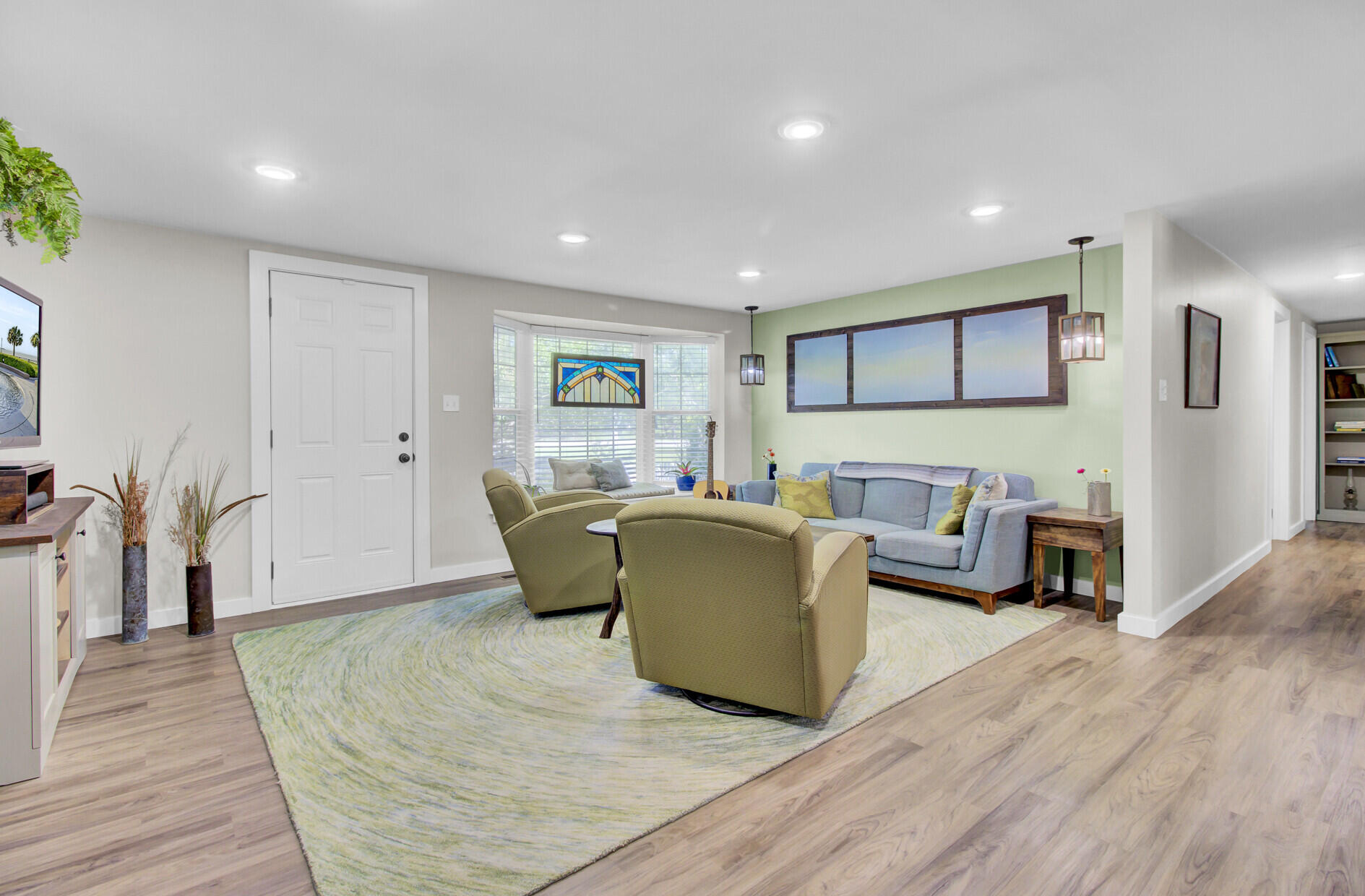 1102 Queenie Road Moncks Corner, SC 29461 - Photo 10 of 75 22_22_mls