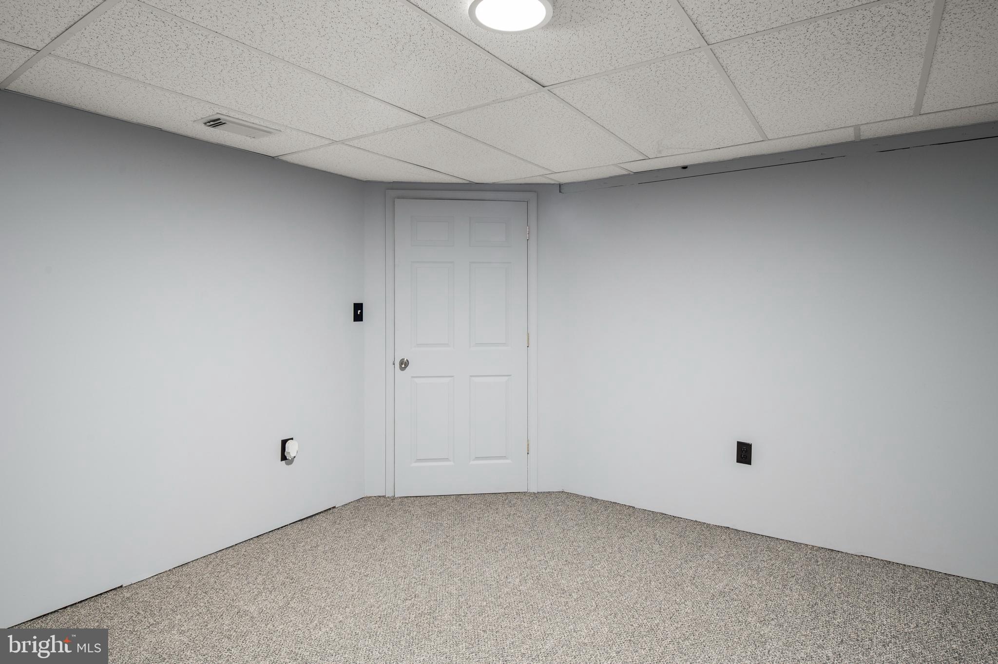1931 Grant Road Halethorpe, MD 21227 - Photo 28 of 45 Office (alt view)