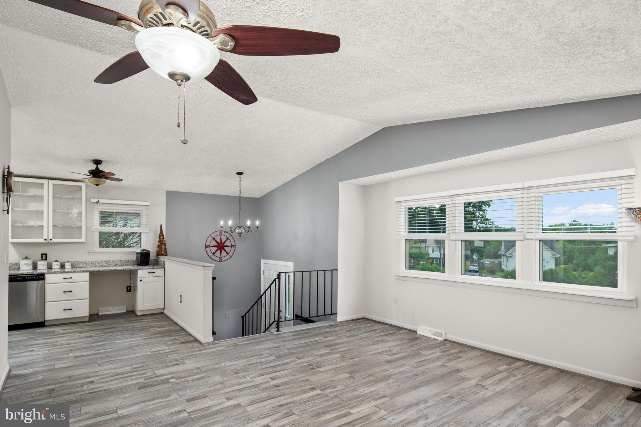 1931 Grant Road Halethorpe, MD 21227 - Photo 7 of 45 Living / Dining / Kitchen