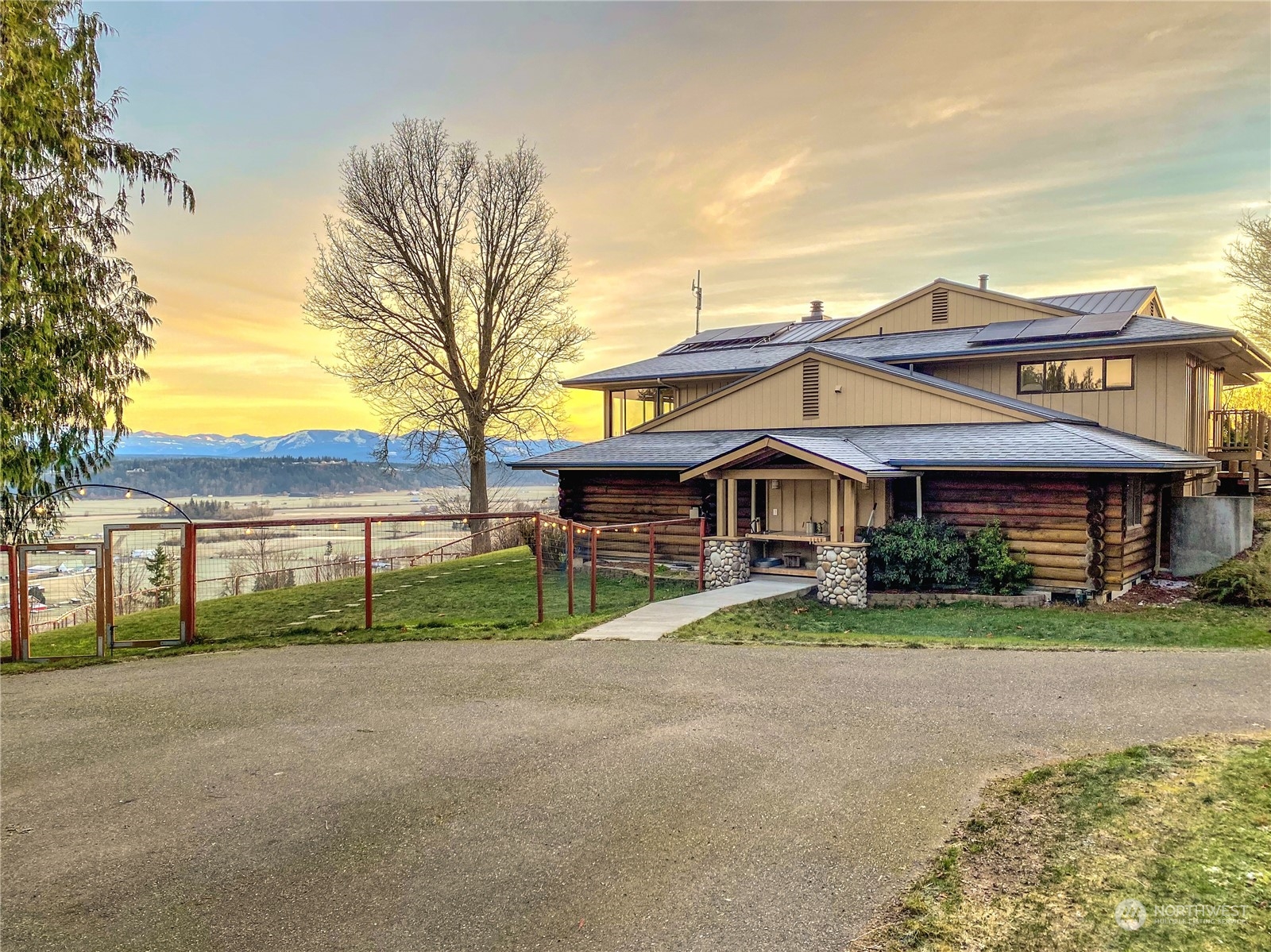 6601 Silvana Terrace Road Stanwood, WA 98292 - Photo 1 of 40 Gallery Image 1
