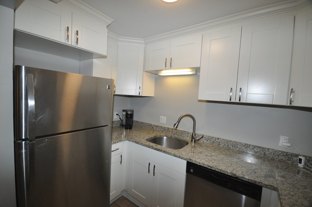 1186 Worcester Road, Unit 620 Framingham, MA 01702 - Photo 2 of 22