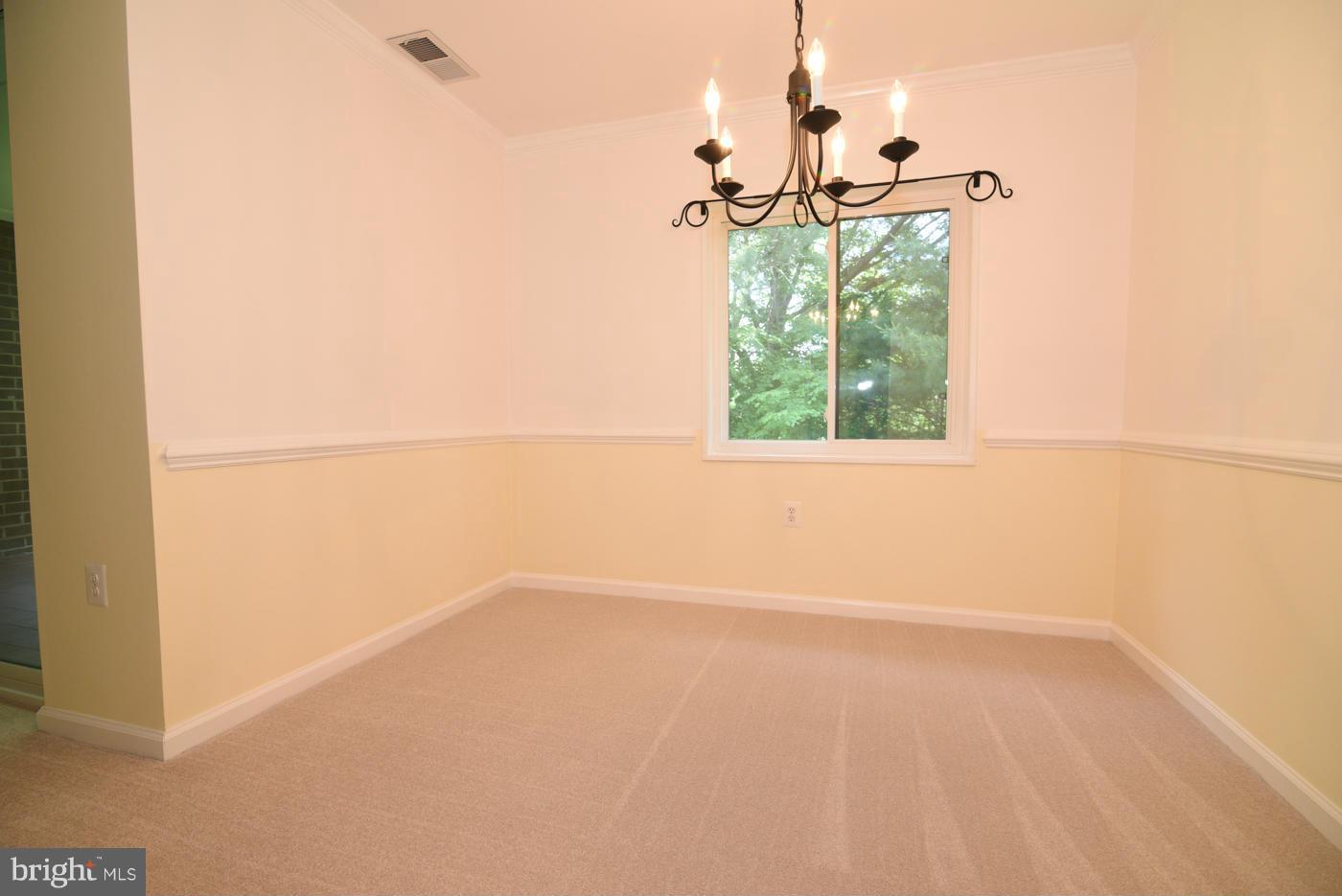 1400 Northgate Square, Unit 21A Reston, VA 20190 - Photo 4 of 30 Dining Room