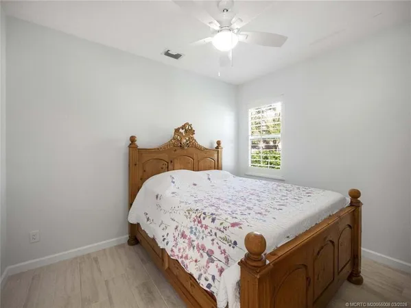 $2,700 | 155 56th Drive Southwest, Vero Beach, FL 32968