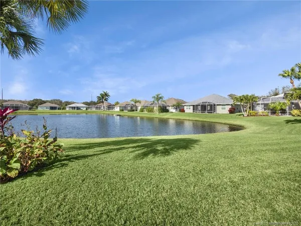 $2,700 | 155 56th Drive Southwest, Vero Beach, FL 32968