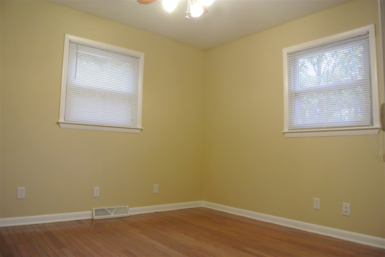 8779 West State Road Bloomington, IN 47403 - Photo 10 of 18