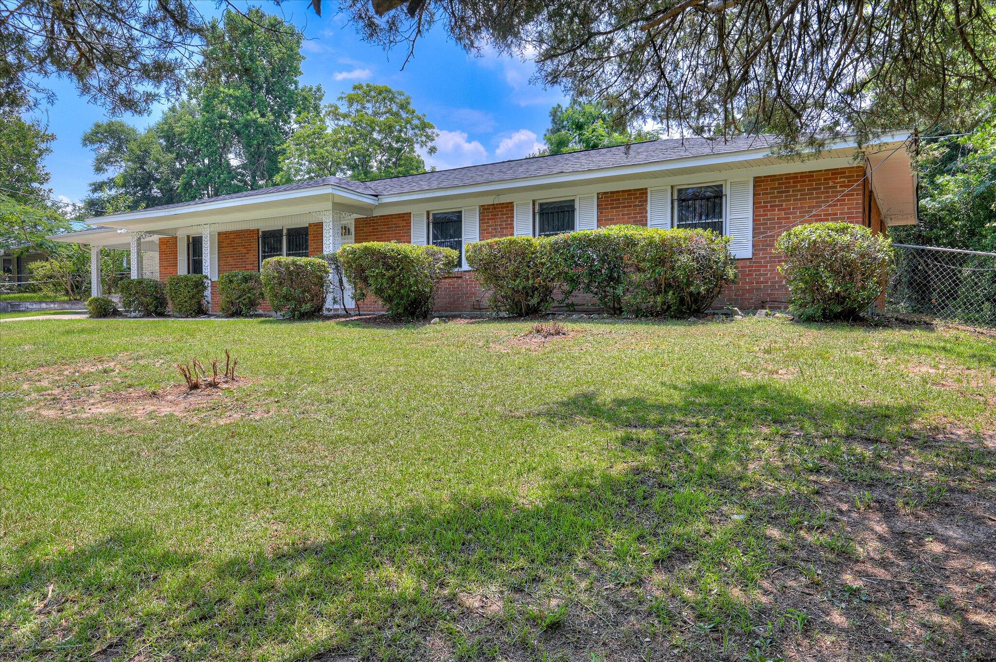 3003 Roxbury Court Augusta, GA 30906 - Photo 3 of 36 03-103