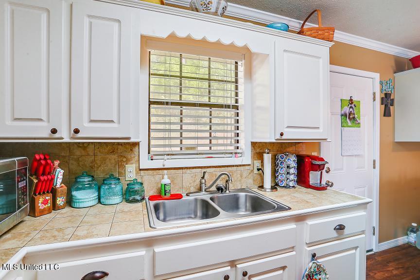 378 Country Estates Road Florence, MS 39073 - Photo 7 of 16 6B4B11AE-9060-46FB-ADB8-03BE3047C355