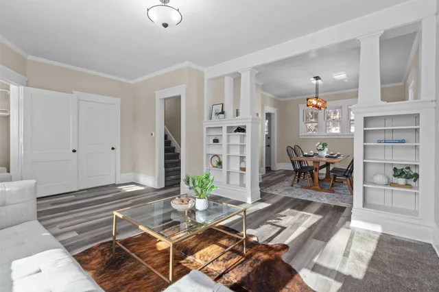 $279,000 | 204 Oneida Street, Beaver Dam, WI 53916