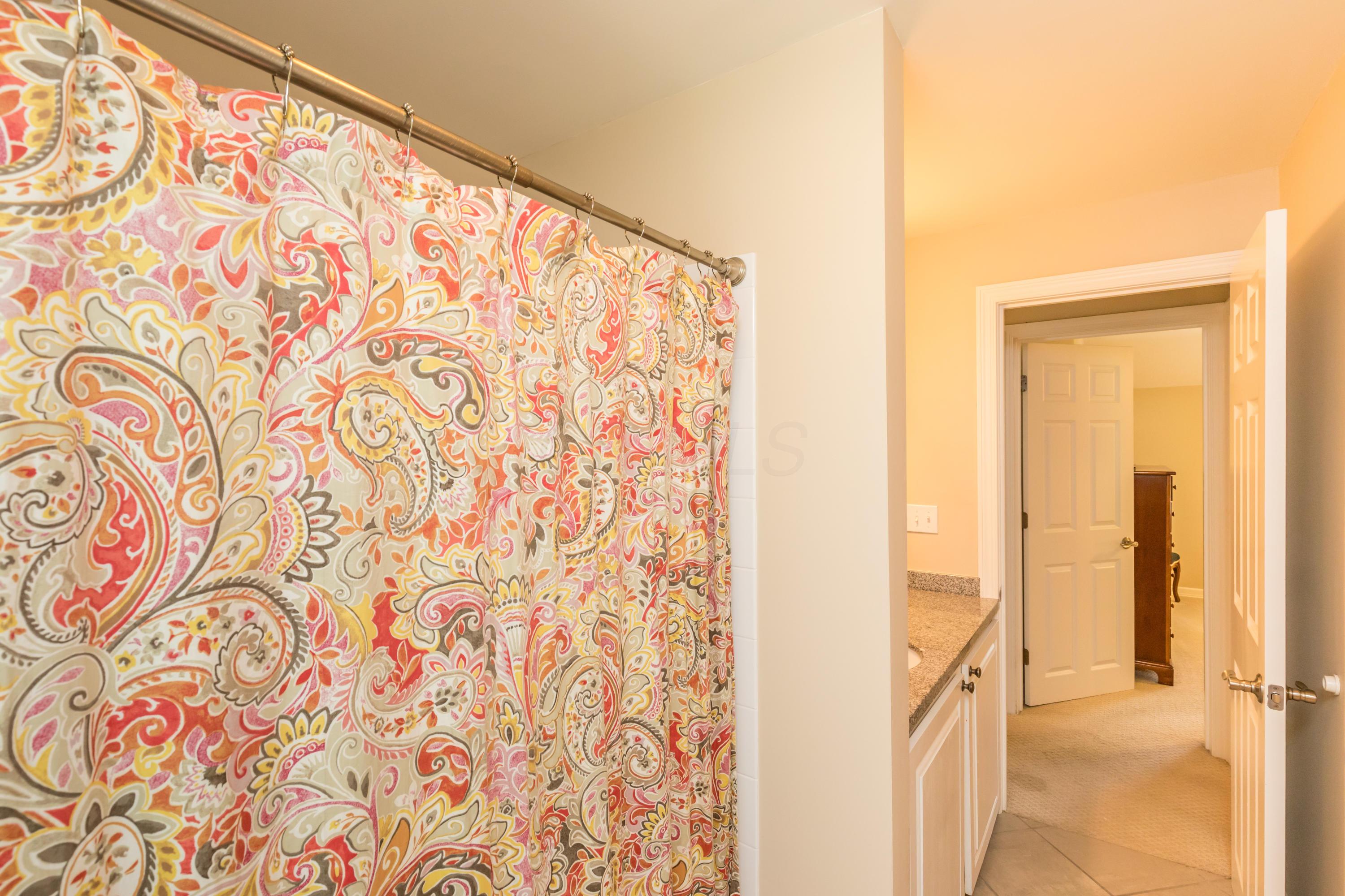 2712 Kent Road Columbus, OH 43221 - Photo 27 of 39