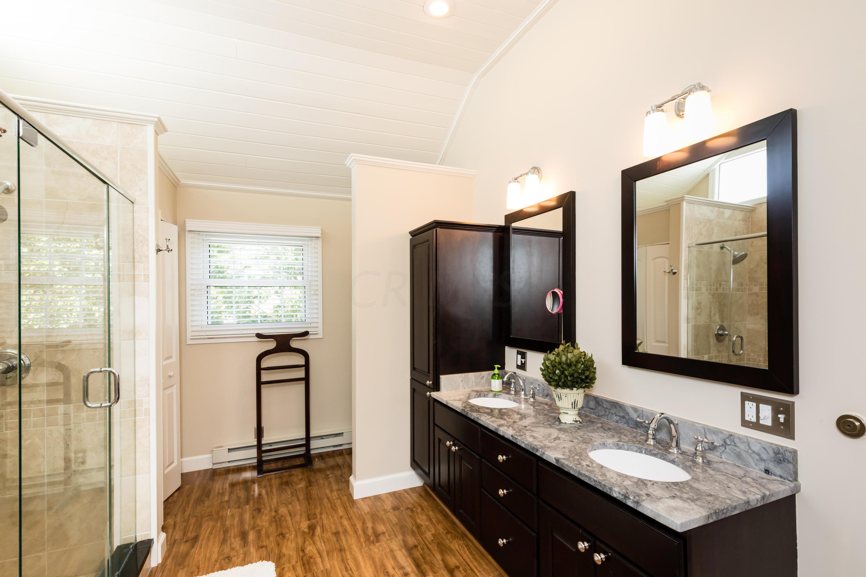 2712 Kent Road Columbus, OH 43221 - Photo 30 of 39