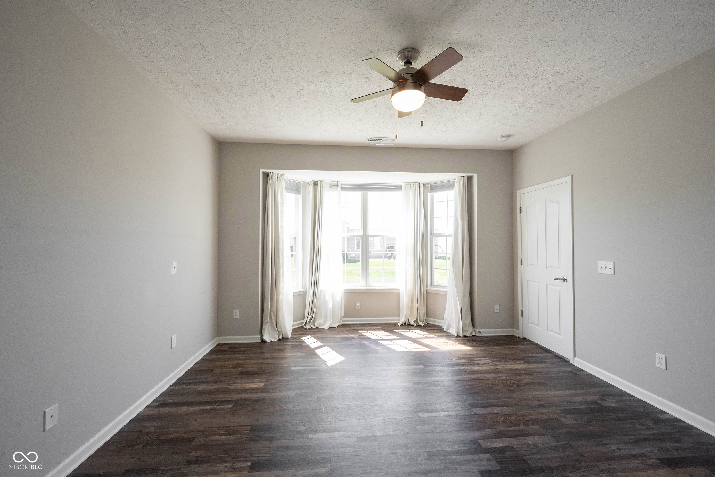 13023 Venito Trail Fishers, IN 46037 - Photo 17 of 43