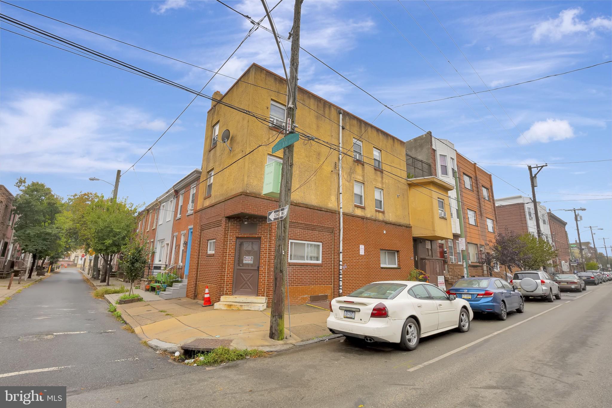 1600 South Beulah Street Philadelphia, PA 19148 - Photo 1 of 30