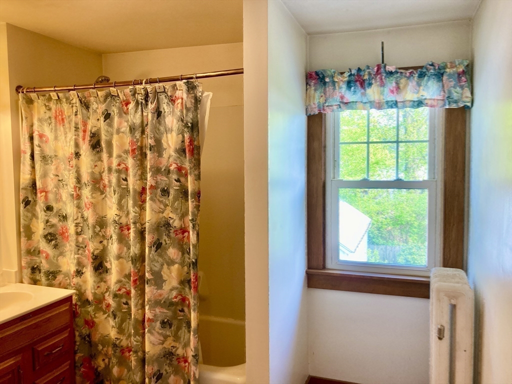 87 Rimmon Avenue Chicopee, MA 01013 - Photo 24 of 39 Gallery Image 24