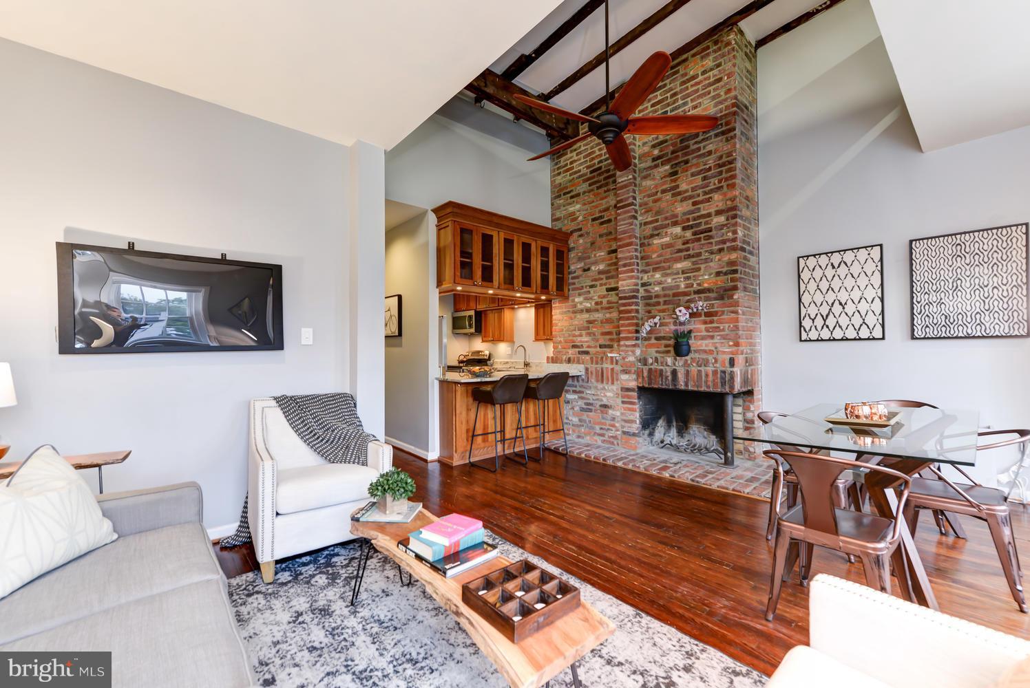 309 4th Street Southeast, Unit 6 Washington, DC 20003 - Photo 9 of 27 Gorgeous open floorplan!