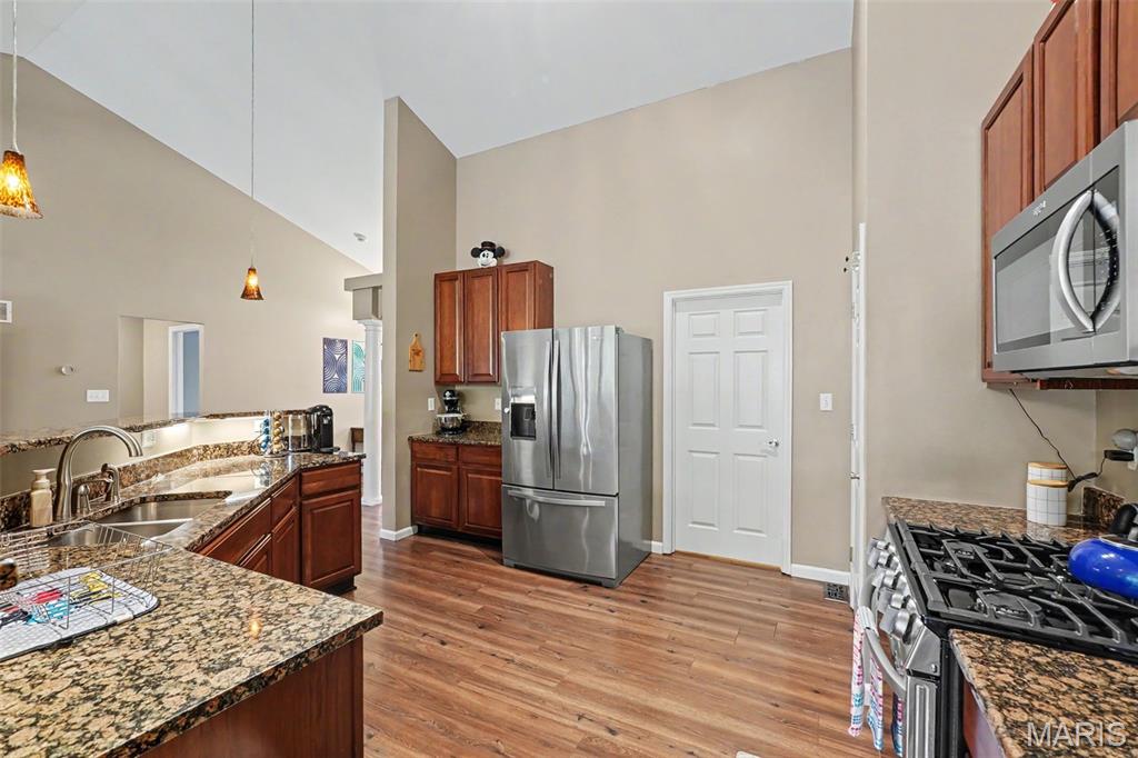 185 Roxbury Drive O'Fallon, MO 63366 - Photo 9 of 30