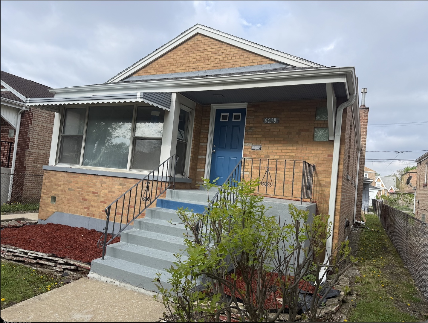 9028 South Carpenter Street Chicago, IL 60620 - Photo 1 of 28