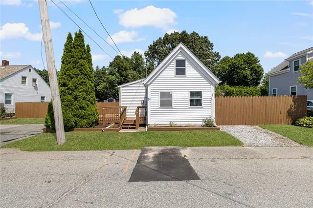 $329,999 | 51 Old Oak Avenue, Cranston, RI 02920