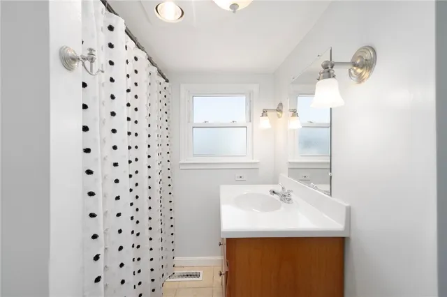 $329,999 | 51 Old Oak Avenue, Cranston, RI 02920