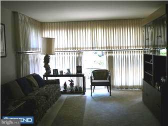 415 Sheffield Road Cherry Hill, NJ 08034 - Photo 5 of 12