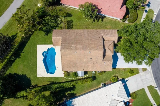 $3,700 | 1304 Lake Breeze Drive, Wellington, FL 33414