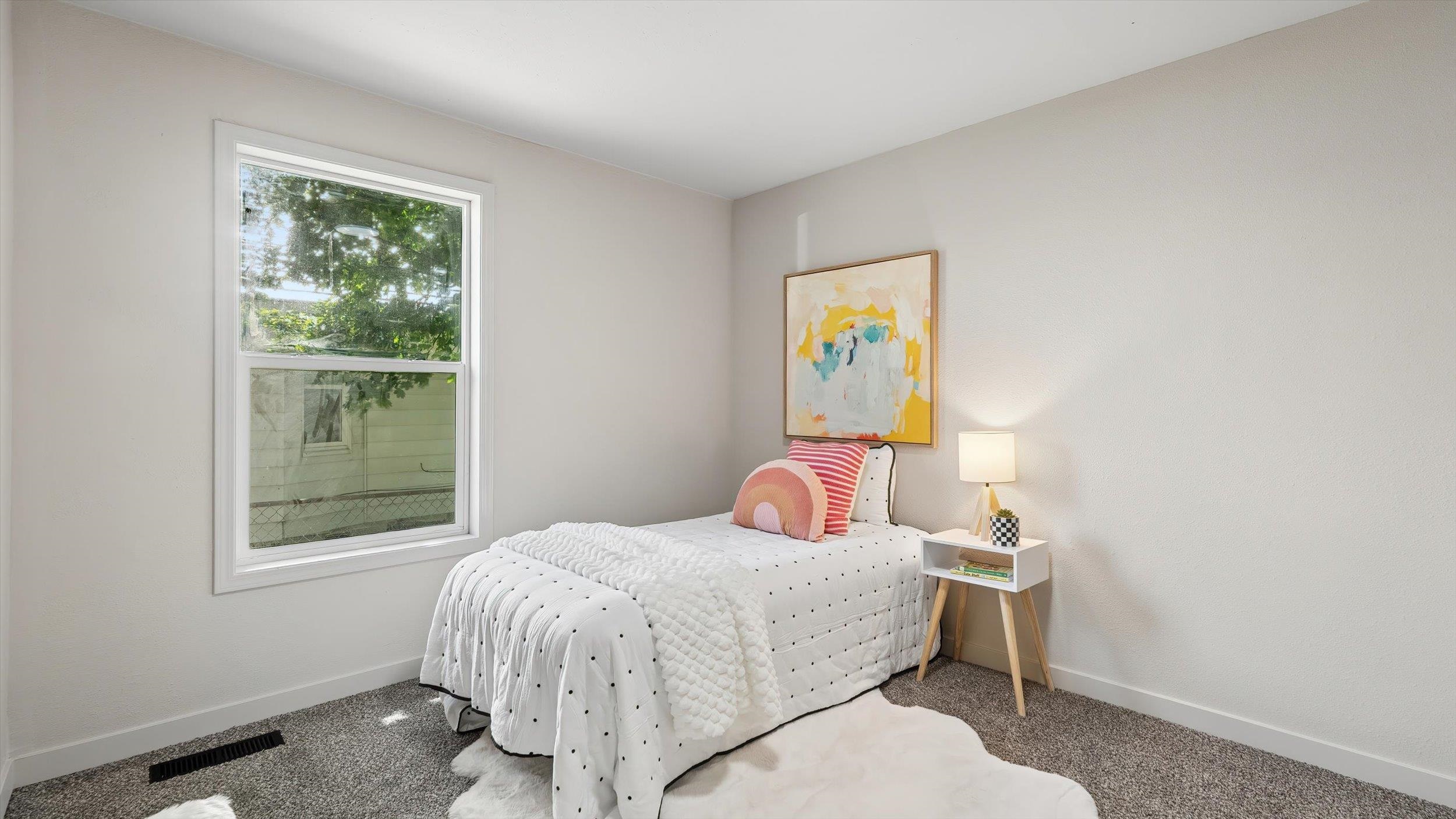 4027 North Post Street Spokane, WA 99205 - Photo 10 of 23
