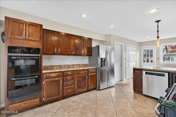 $365,000 | 1045 Horvath Drive, Schenectady, NY 12303