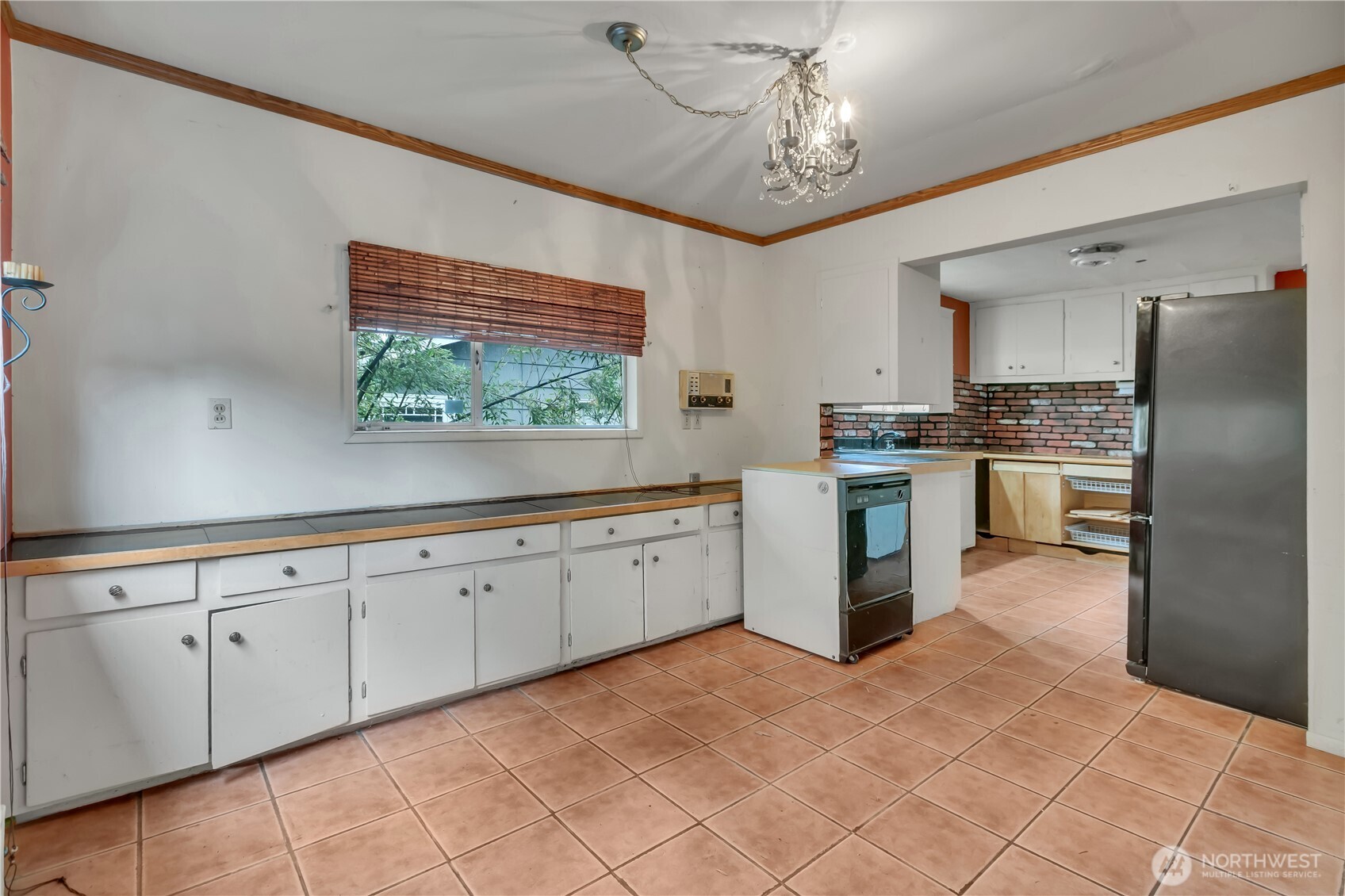 4319 Southwest Mills Street Seattle, WA 98136 - Photo 17 of 30