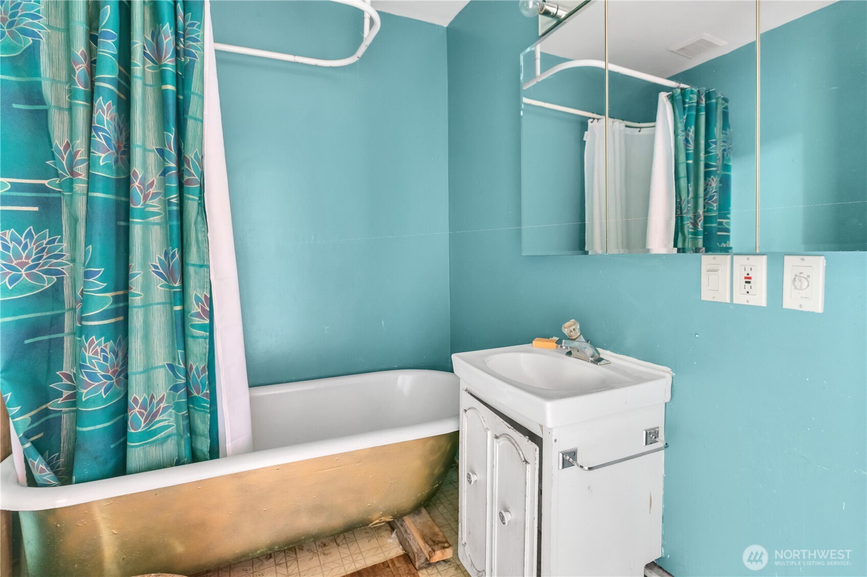 4319 Southwest Mills Street Seattle, WA 98136 - Photo 20 of 30