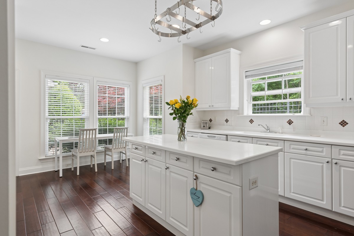 640 Springlake Drive Franklin, TN 37064 - Photo 13 of 36