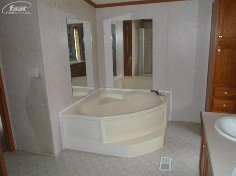 5600 Chambers Road Mayville, MI 48744 - Photo 12 of 15 20125239-11.JPG