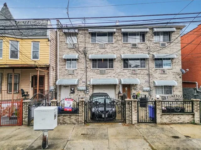 $1,200,000 | 931 East 216th Street | Williamsbridge