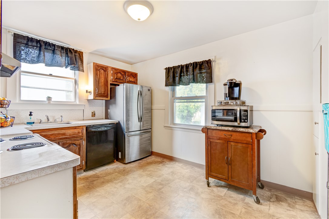 41 Argonne Street Rochester, NY 14621 - Photo 11 of 22
