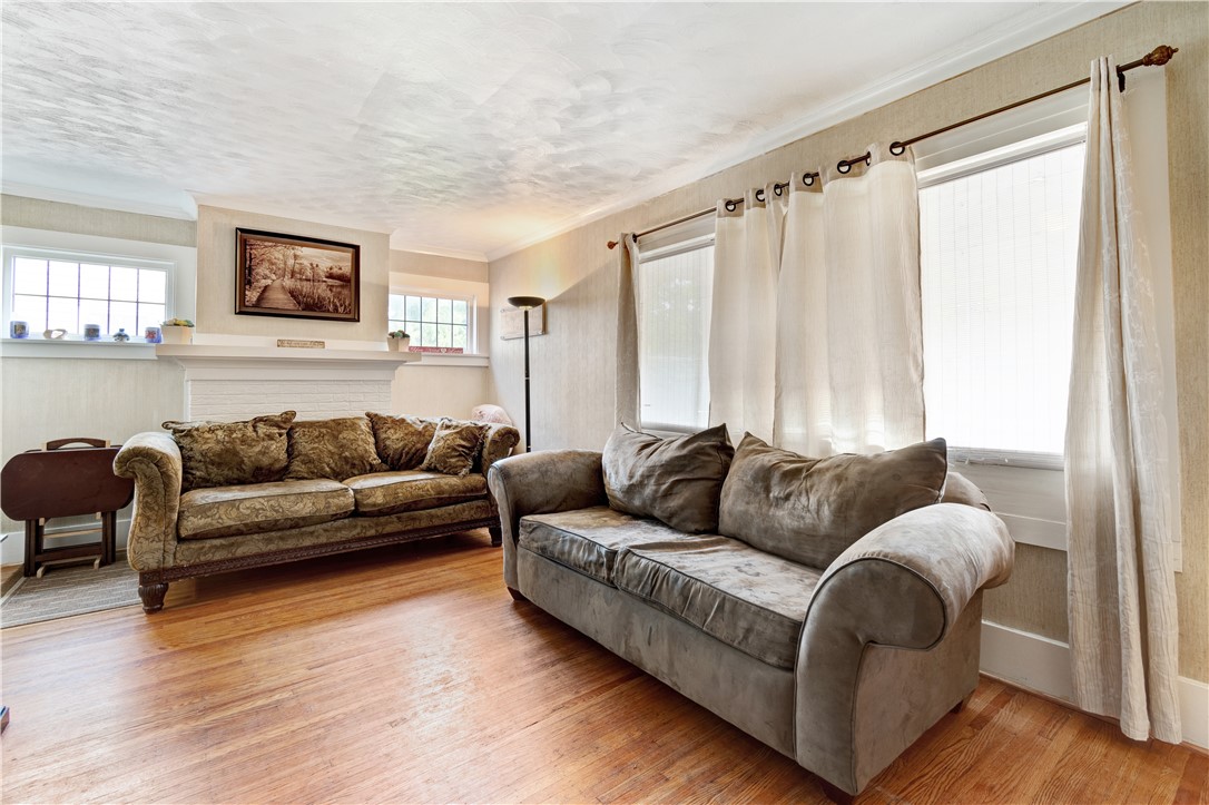 41 Argonne Street Rochester, NY 14621 - Photo 4 of 22