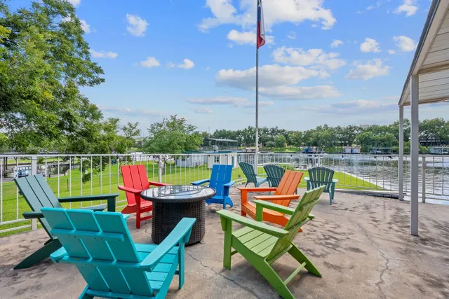 a outdoor view with a sitting space