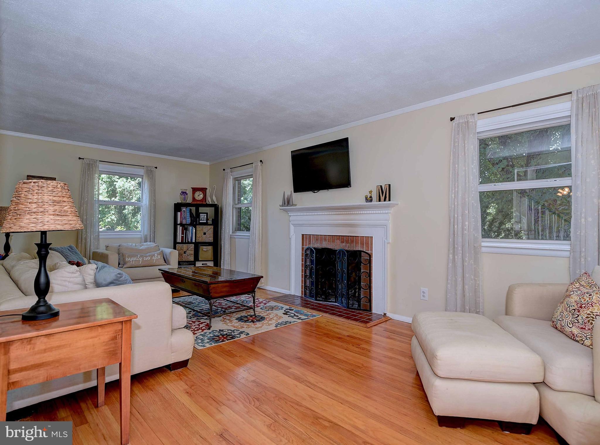 1 Colonial Road Bel Air, MD 21014 - Photo 5 of 30 Living Room