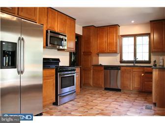 314 Old York Road Hamilton, NJ 08620 - Photo 2 of 12 Gallery Image 2