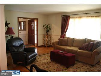 314 Old York Road Hamilton, NJ 08620 - Photo 3 of 12 Gallery Image 3