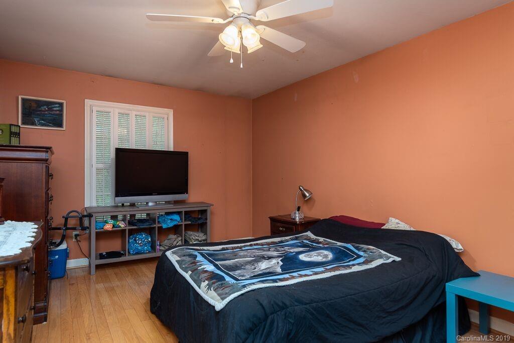 7032 Quail Hill Road Charlotte, NC 28210 - Photo 17 of 18